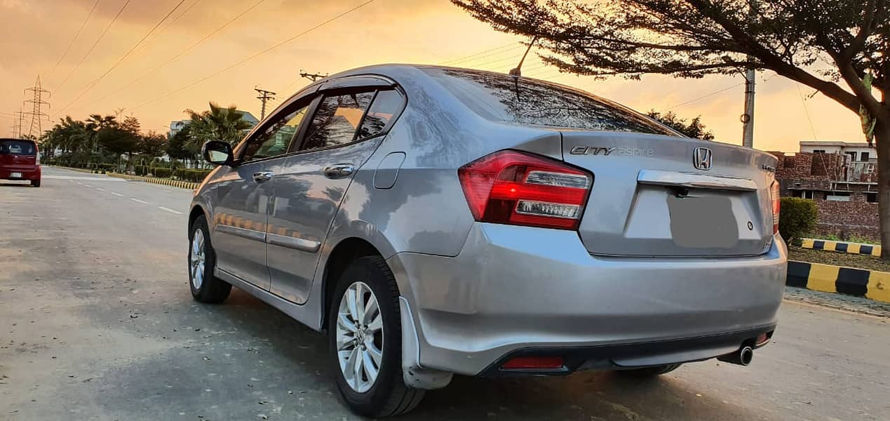 Honda City Aspire 1.3 i-VTEC 2018 Manual 4