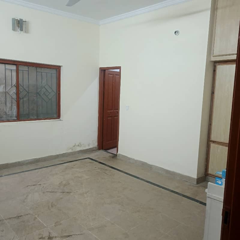 Double story house for rent in mumdy colony Rwp 3