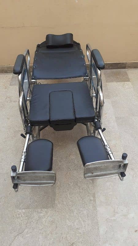 Folding Reclining Wheelchair with Commode Attachment 0