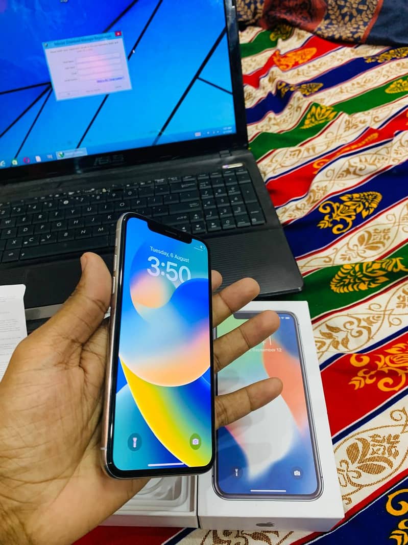 iPhone x 64gb Pta Approved with Box 1