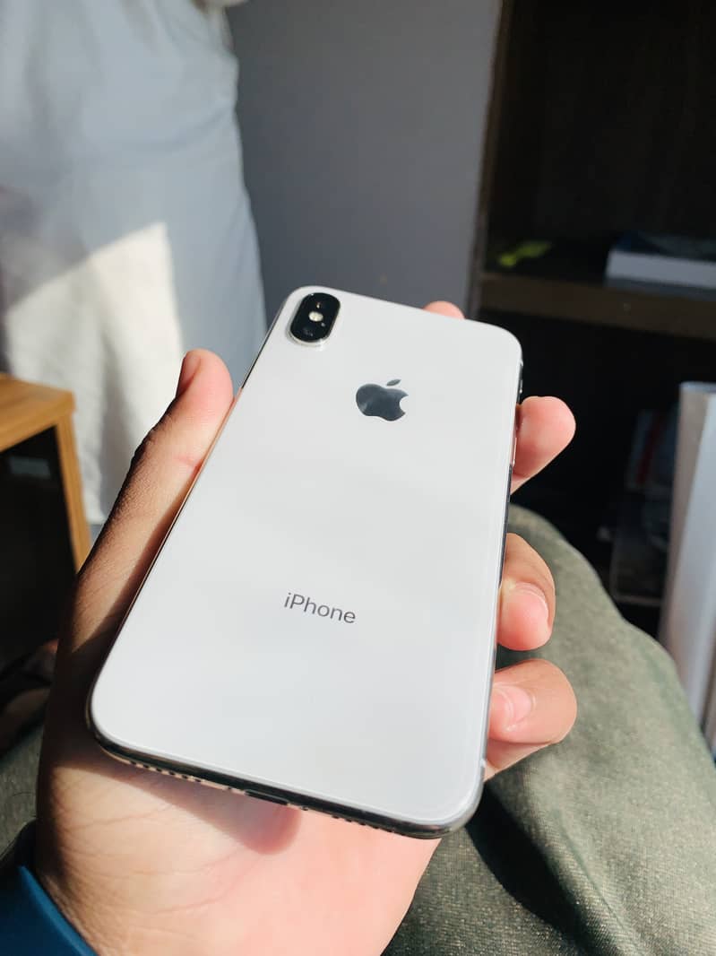 Apple iPhone X 9