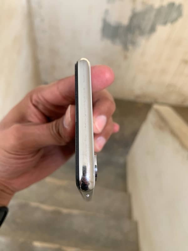 Iphone X 64gb PTA Approved 11