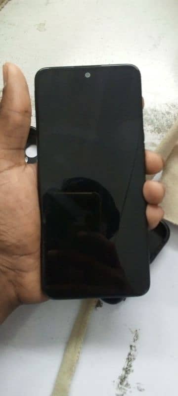 tecno camon 18 premier 4