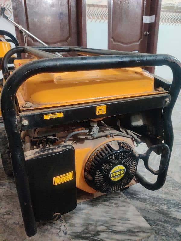 Ingco gasoline generator for sale GE65006 3