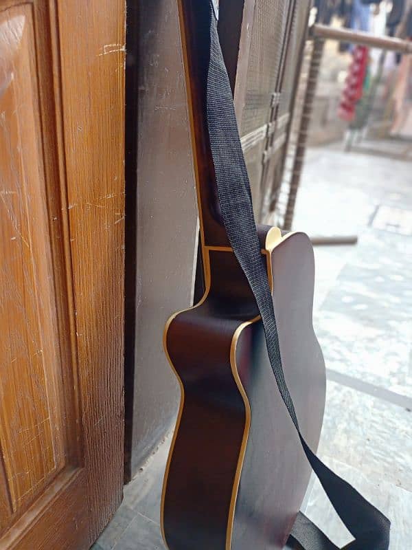 new condition guitar for sale 4