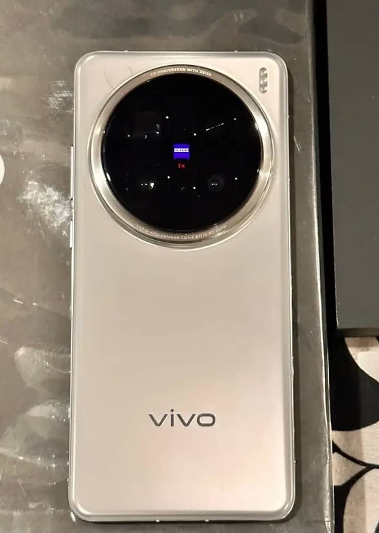 VIVO X200 PRO 1