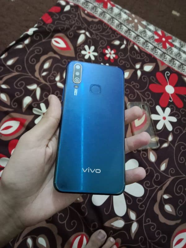 vivo y 15s 1