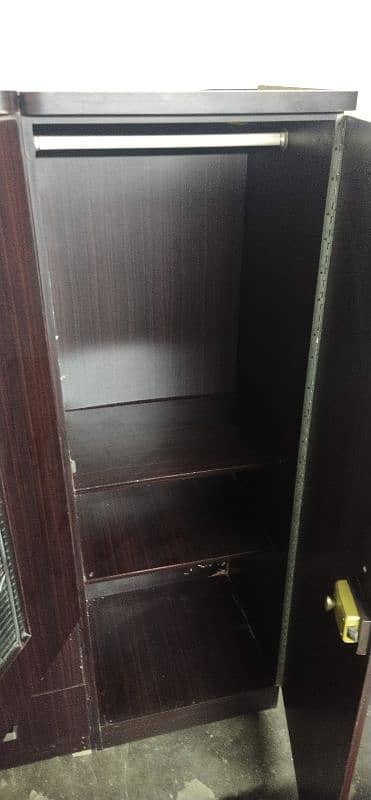 wooden wardrobe/wooden Almirah 6