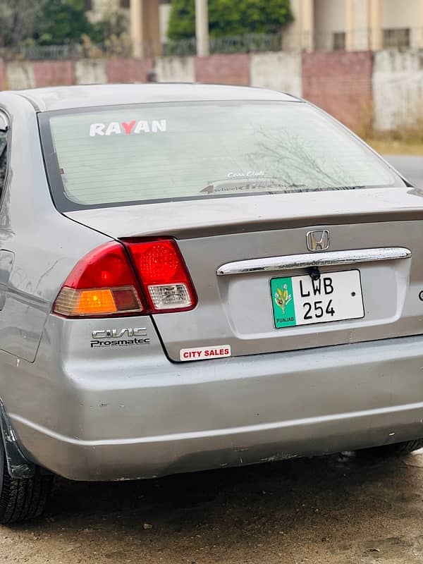 Honda Civic EXi 2004 3