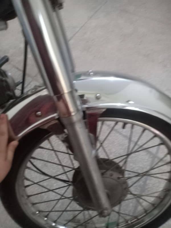 Road prince bike 70cc for sale 3