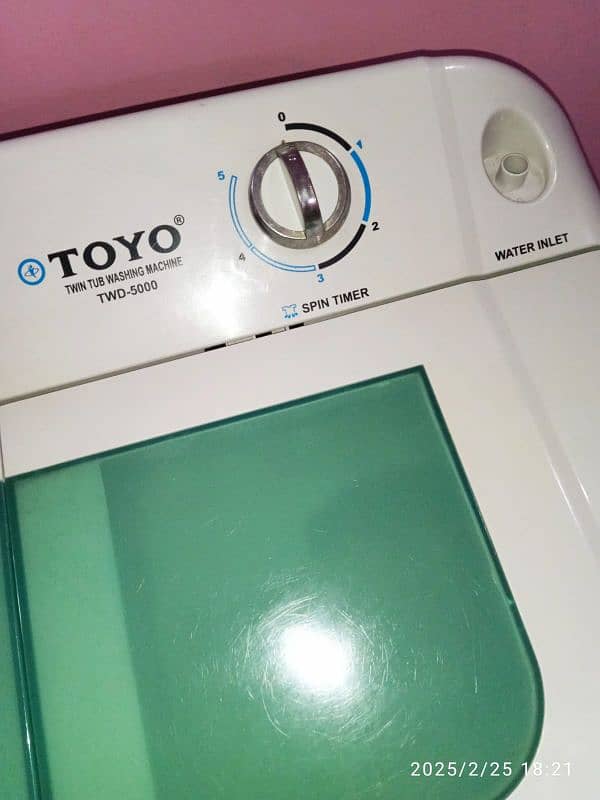 Toyo washing machine twin tub model number TW-5000 2