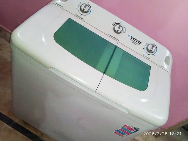 Toyo washing machine twin tub model number TW-5000 4