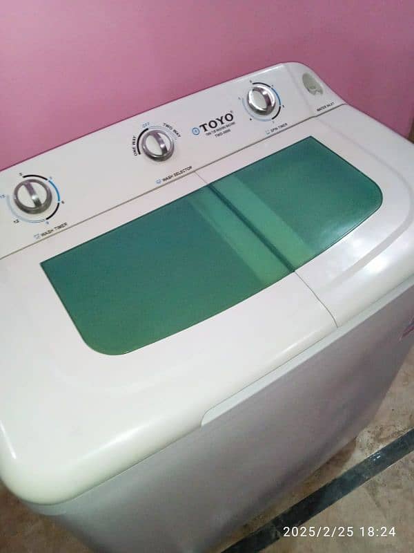 Toyo washing machine twin tub model number TW-5000 8