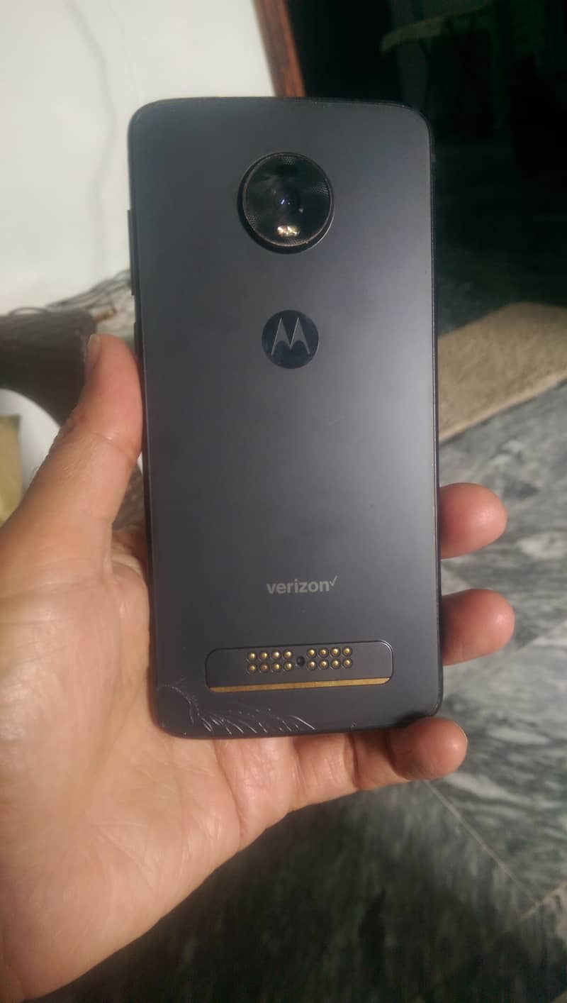 MOTOROLA Z4 0