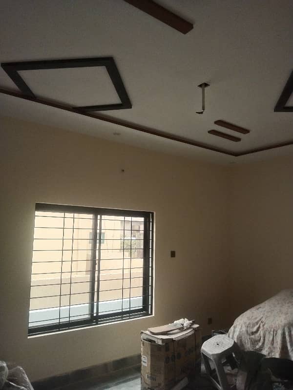 BRAND NEW UPPER PORTION 10 MARLA MARBLE WOOD WORK GOOD LOCATION RENT 55000 2 BEDROOM 2 BATHROOM 1