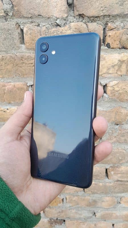 Samsung Galaxy A04 0
