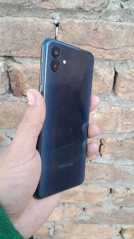 Samsung Galaxy A04 1