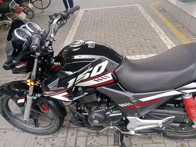 Honda cb150f 8