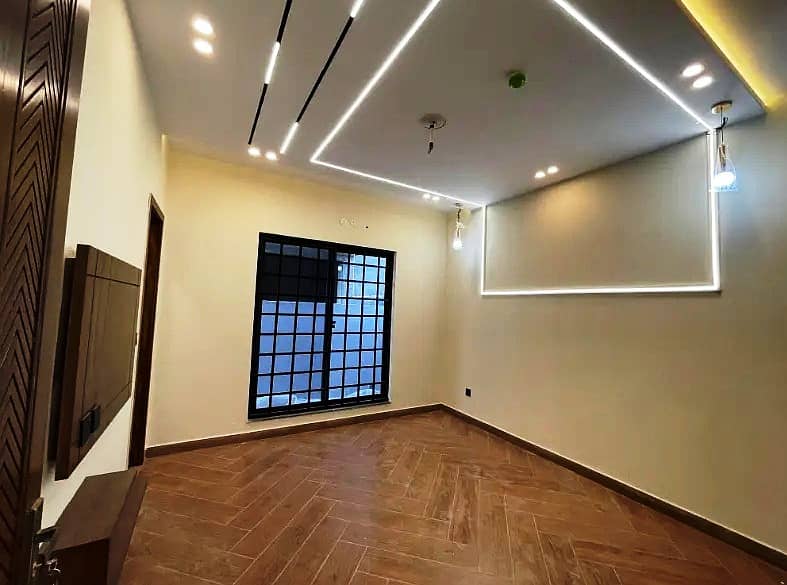 New House 05 Marla New Beautiful Luxury House Available For Buy in DHA 9 Town, B Block Lahore Cantt 17