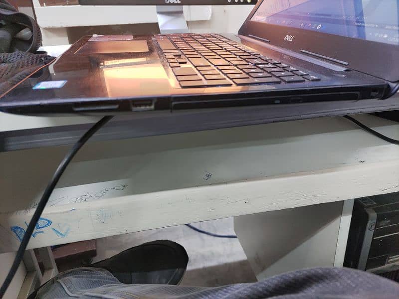 Dell Laptop 4