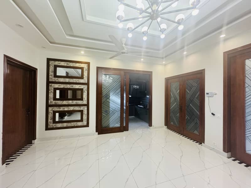 10 Marla New House Available For Sale In Bahria Town Lahore 7