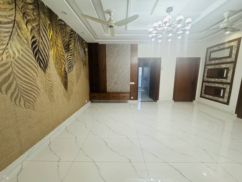 10 Marla New House Available For Sale In Bahria Town Lahore 8