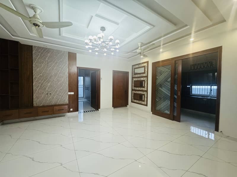 10 Marla New House Available For Sale In Bahria Town Lahore 9