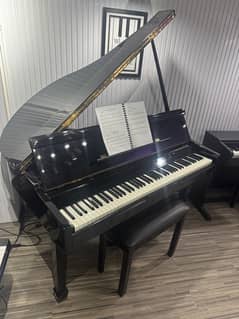 88 keys digital piano available at Boorat outlet