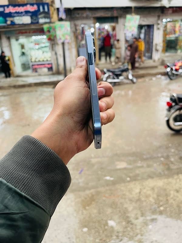 IPhone 13 Pro PTA Approved dual 256 GB lush condition 5