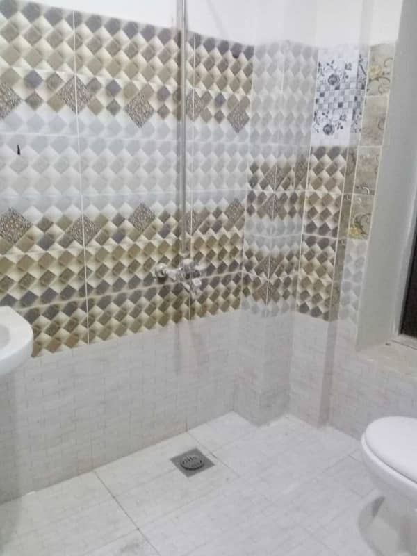 1 Bed Luxury Flat Available For Rent in Sector C Bahria Town Lahore 2