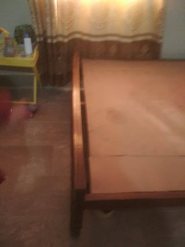 pure wooden double bed with 5 foot width 2