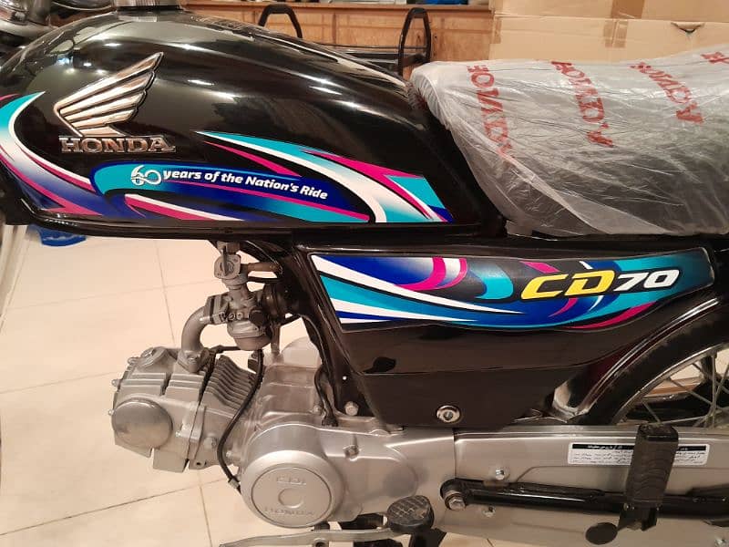 HONDA 70 PH 0-3-0-0-9-4-6-8-5-9-1 BRAND NEW FIT BIKE 2024/23 1