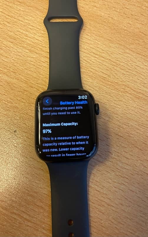 Apple Watch Series 7 – 10/10 Condition – 97% Battery Health 1