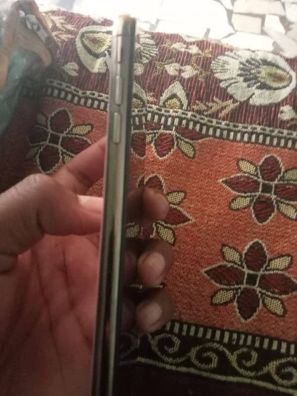 iPhone XS full ok new condition 4