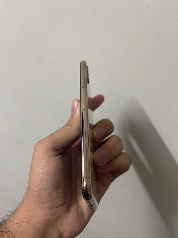 iphone xs max 256gb pta approved 2