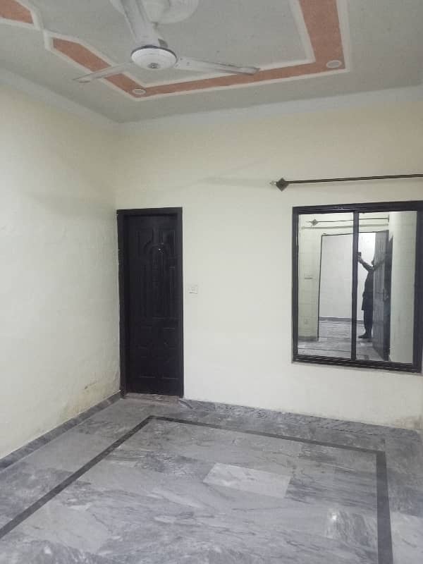 4.5 Marla Double Story For Rent Officer Colony Line 4 Misryal Road. 7