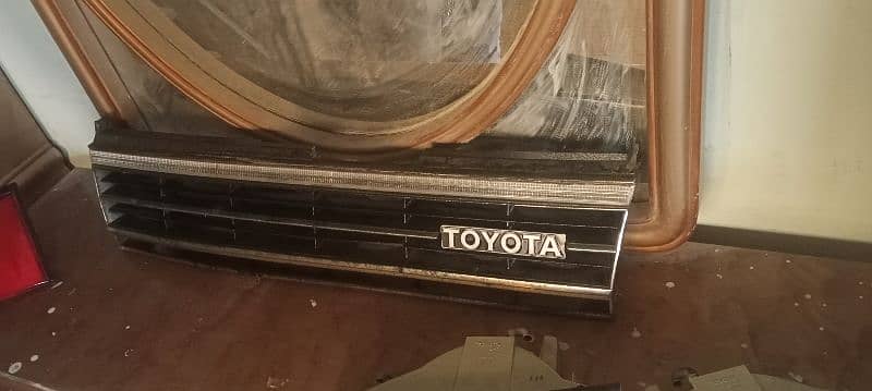 TOYOTA CORONA ORIGINAL NEW LIGHTS 3