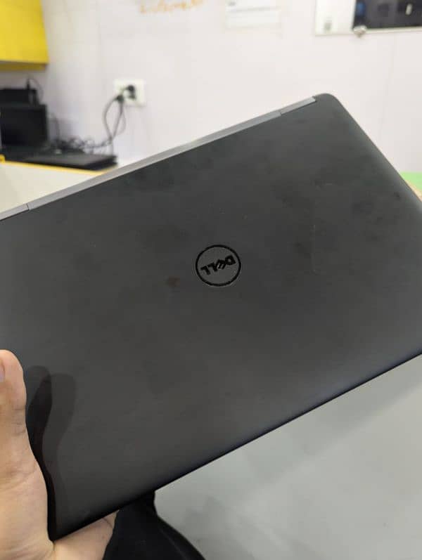 Dell latitude 7270 1