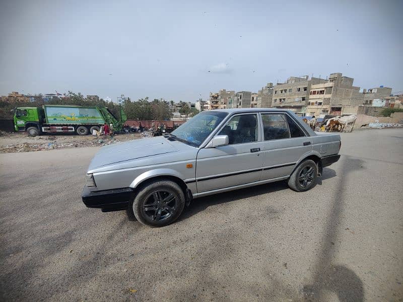 Nissan Sunny 1986 1