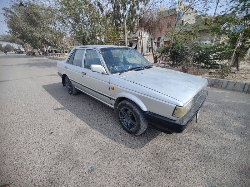 Nissan Sunny 1986 6