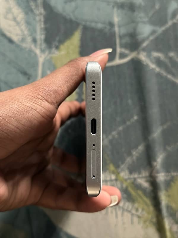 Xiaomi Redmi Note 13 Pro+ 5G For Sale 4