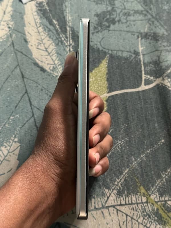 Xiaomi Redmi Note 13 Pro+ 5G For Sale 5