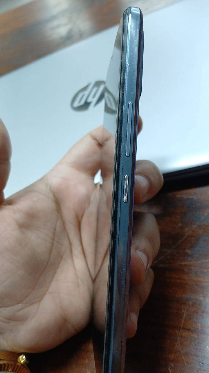 Vivo V21 8+4 Ram 1