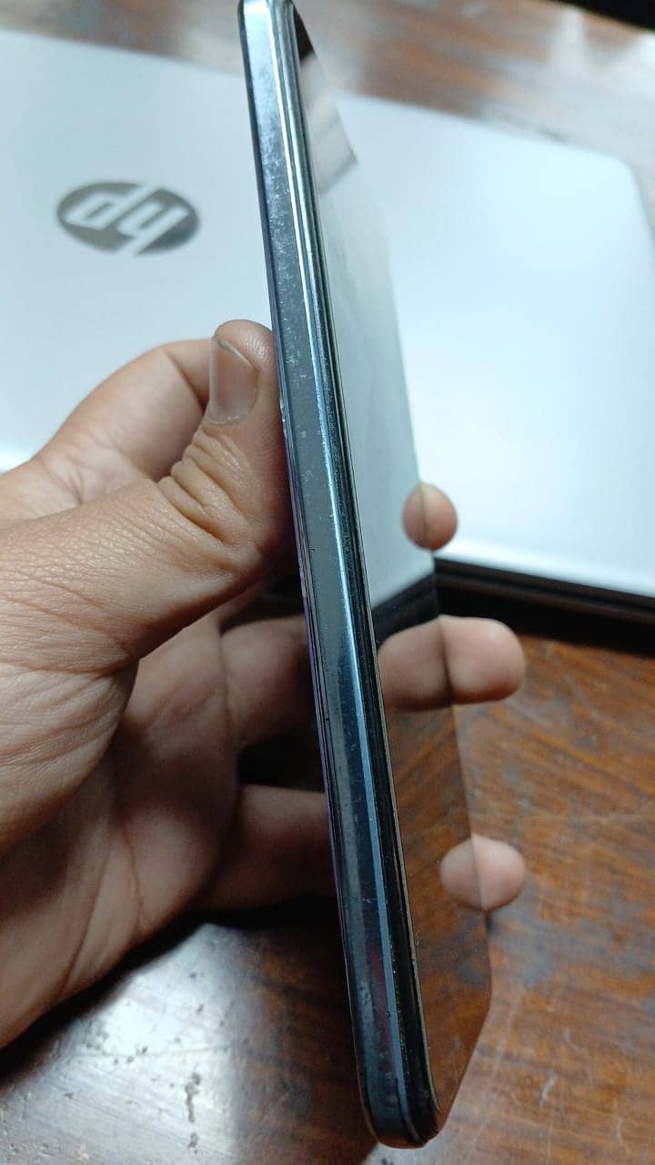 Vivo V21 8+4 Ram 4