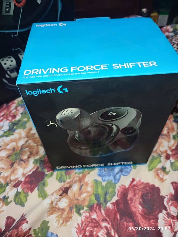 Logitech G29 Steering Wheel with Shifter 5