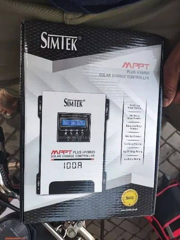 Simtek hybrid MPPT 100AMP 1