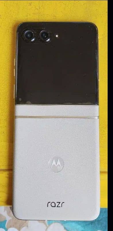 Motorola razor 50 flip full box non PTA 1