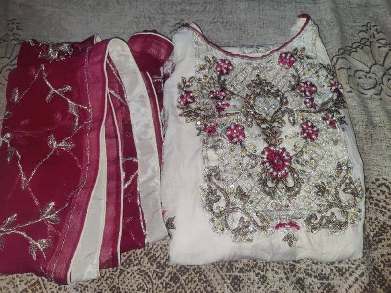 Home stiched 3or 2piece suits for sale. . . 1