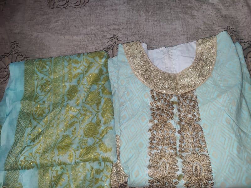 Home stiched 3or 2piece suits for sale. . . 4