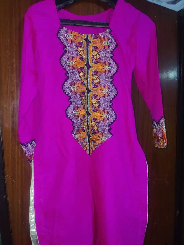 Home stiched 3or 2piece suits for sale. . . 9